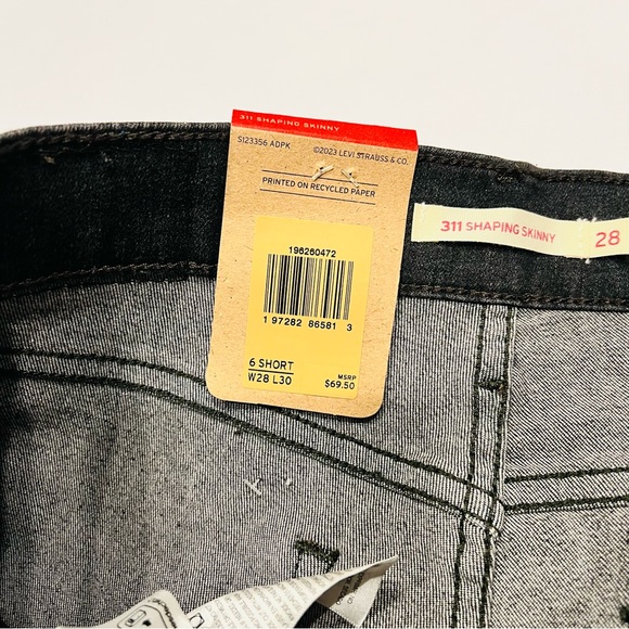 LEVI'S Women's Black 311 Shaping Skinny Jeans Size 6 short 28Wx30L NWT (A0127) - Picture 4 of 7